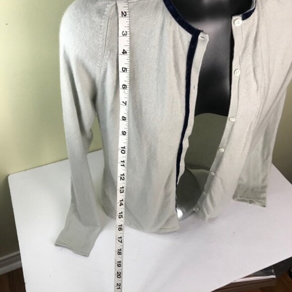 Banana Republic Vintage Cashmere Velvet Trim Cardigan Sweater Buttons Soft Top M - Picture 10 of 14
